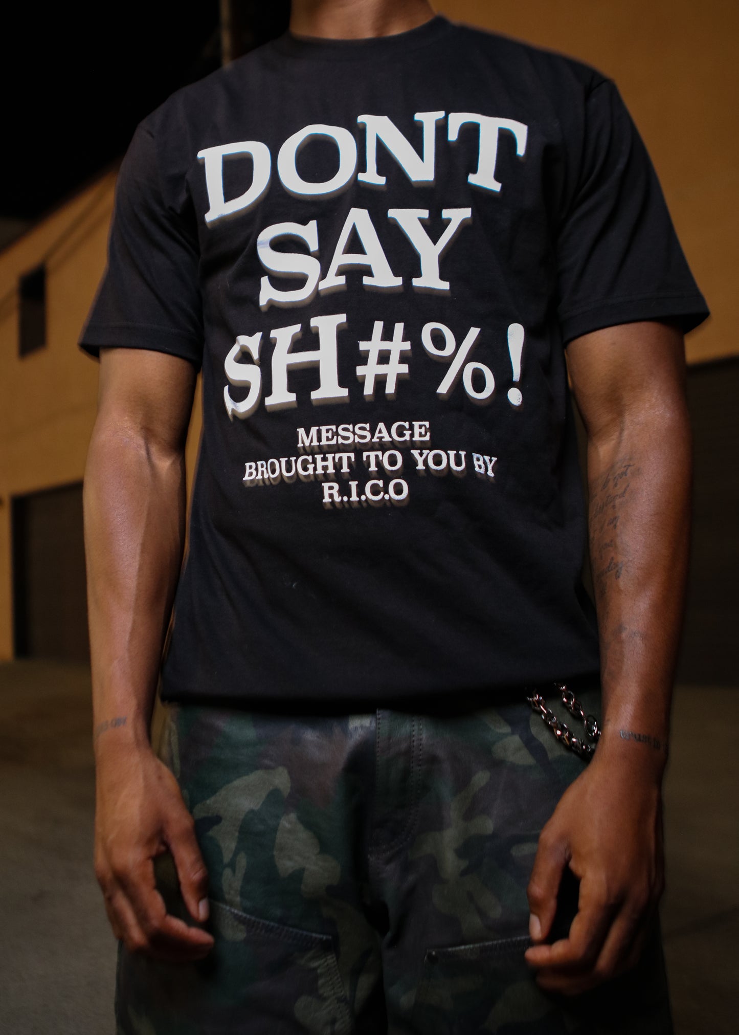 OG BLACK LOGO TEE